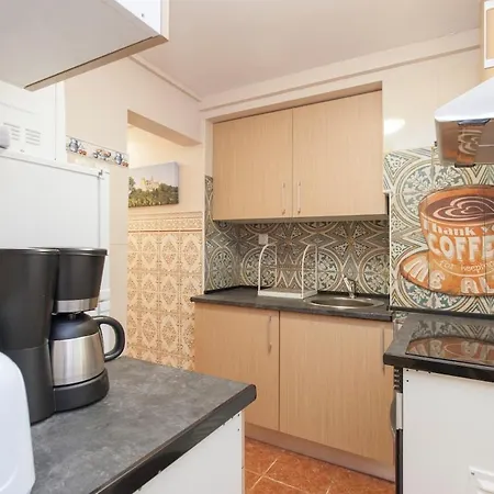 Principe Real Charming 1br,ba Private Courtyard * 리스본